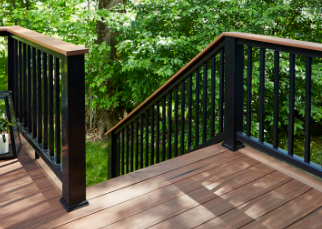 Patio Railings: Safety and Style for Your Outdoor Space